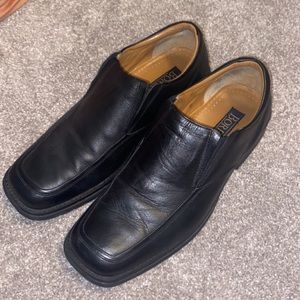 Men’s Borelli dress shoes